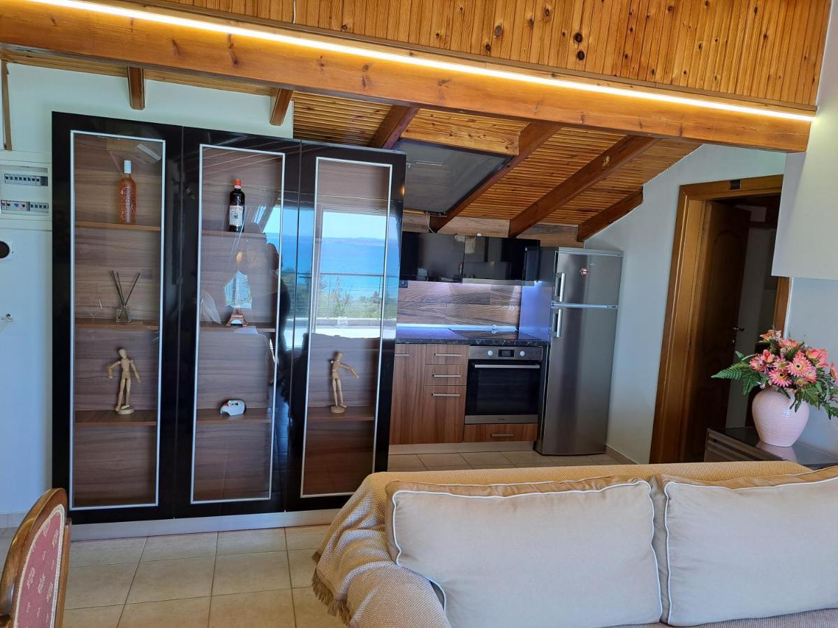 Appartamento Attic Nea Moudania Esterno foto